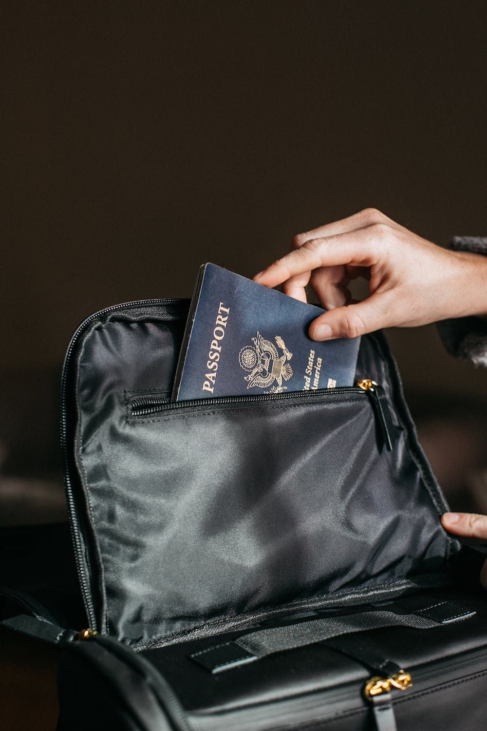 Dois-je prendre un passeport ou une carte d'identité pour visiter la République dominicaine ?